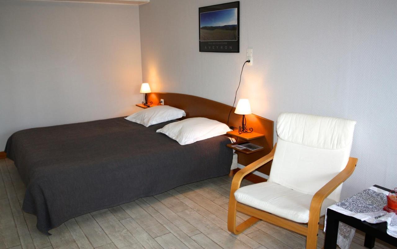 Hotel Le Relais Du Coustoubi Campouriez Εξωτερικό φωτογραφία